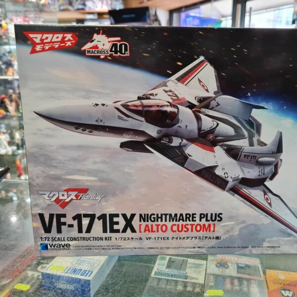 Macross Vf 17  1Ex nightmare + model kit