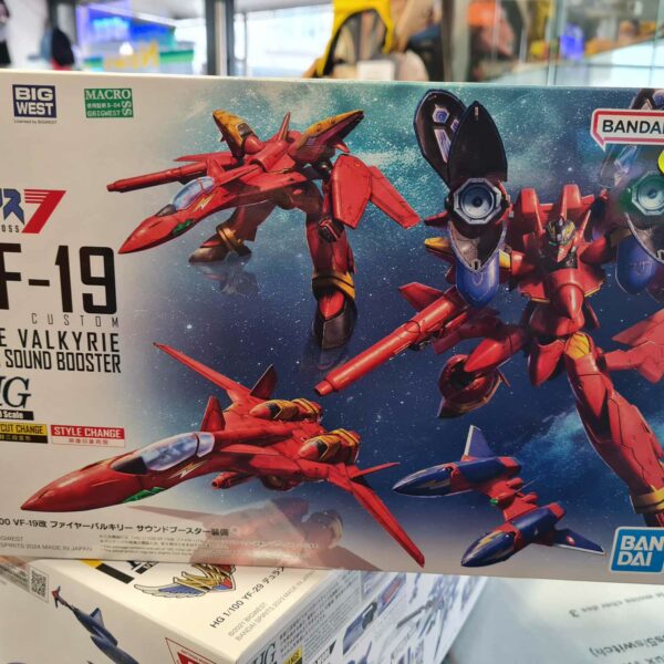 Macross VF-19 fire valkyrie HG