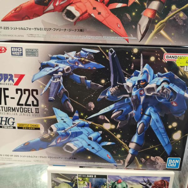 Macross  HG  VF-22S Sturmvogel maximilian
