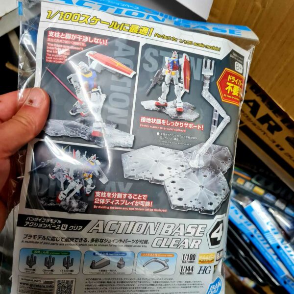 action base socle clear 4