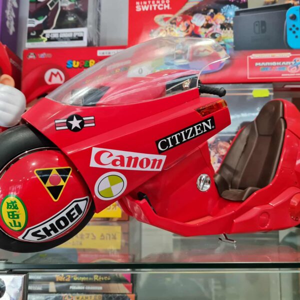Akira kaneda’s bike + extension rare ( reproduction 1/6 avec son et lumiere )
