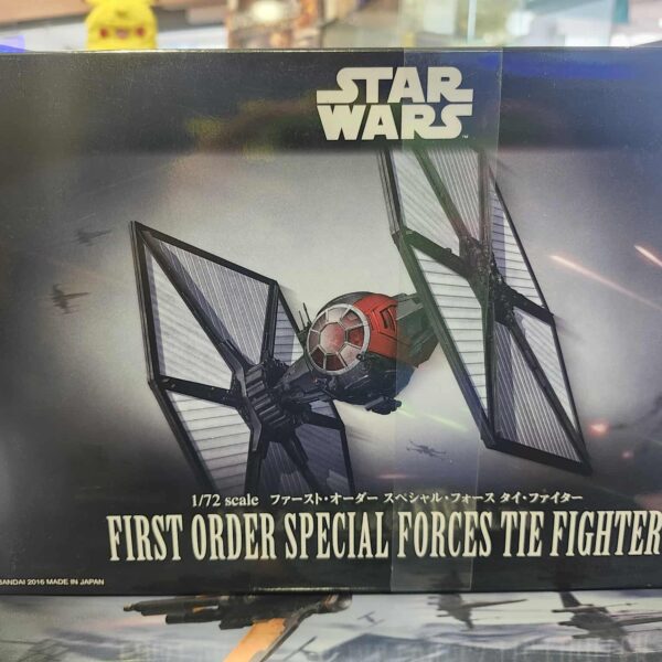 Bandai Star Wars First Order Special Forces Tie Fighter