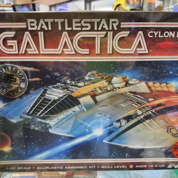 Battlestar Galactica Original Cylon Raider Model Kit