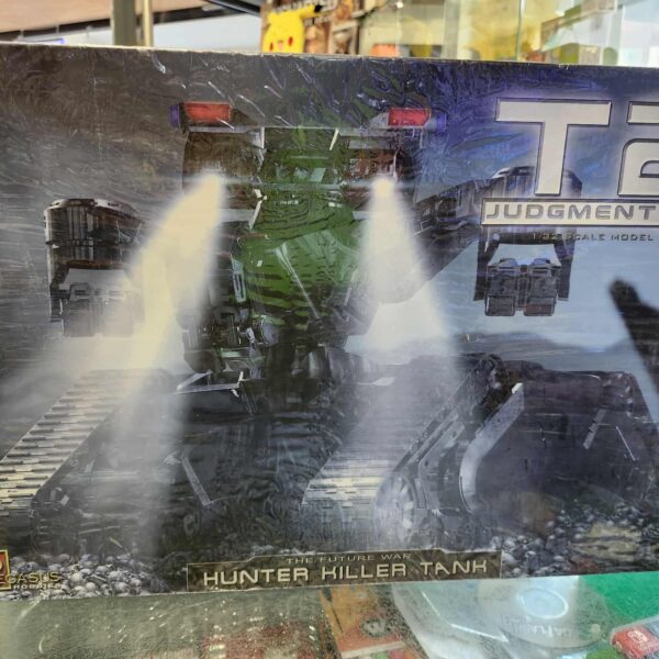 pegasus Terminator 2  Hunter Killer Tank 1/32